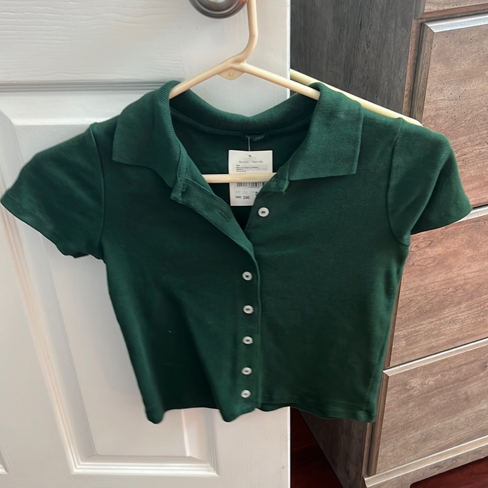 Brandy Melville button down collard top - dark green